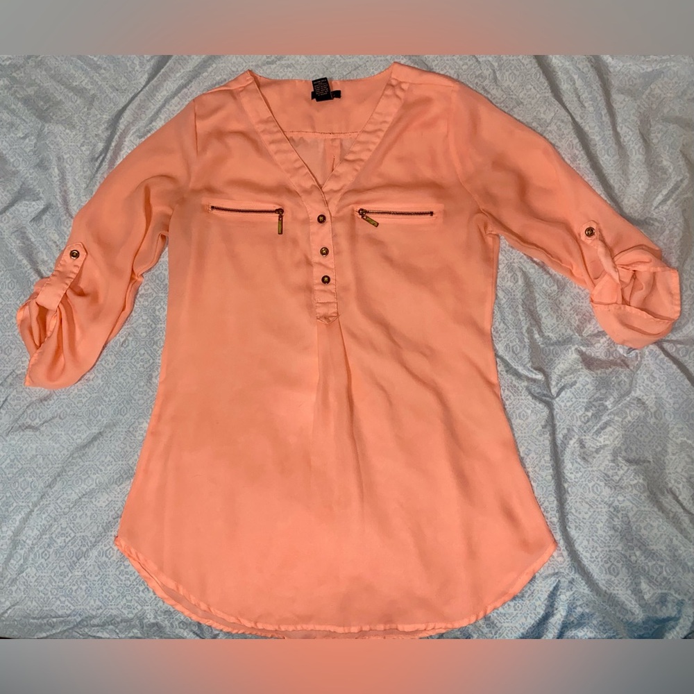 Rue 21 Peach V-Neck Women's 3/4 sleeve blouse medium